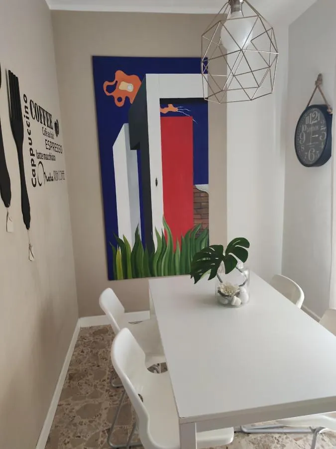 Apartment Urban Art Space - Three Rooms -Near The Center And Train Station Modena
