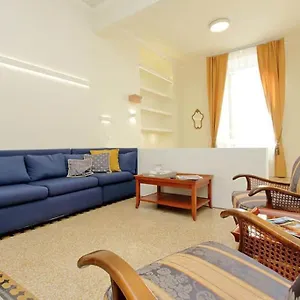 Elegant In The Heart Of Rome-navona Area Appartamento Roma